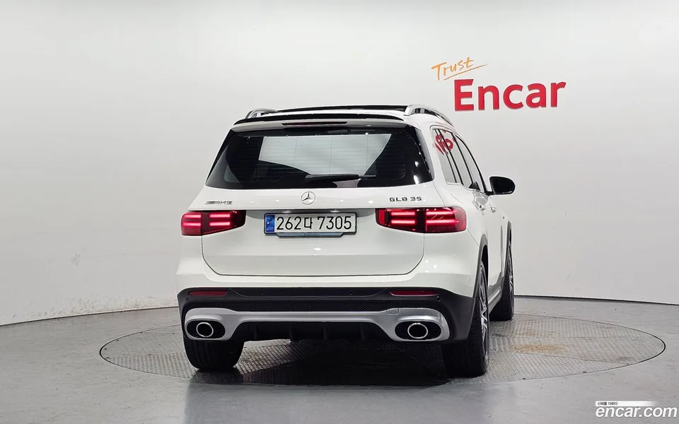 Mercedes-Benz GLB-Class AMG GLB35 4MATIC 2024 — thumbnail 4