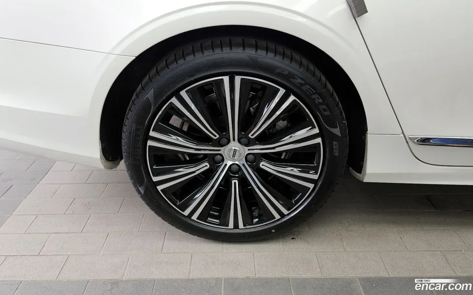Volvo S90 B5 2022 — миниатюра 2