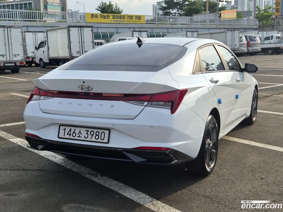Hyundai Avante 1.6 2022 — thumbnail 4