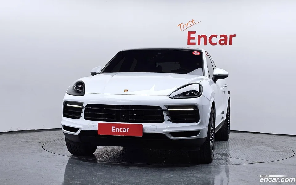 Porsche Cayenne 3.0 2023 — thumbnail 3