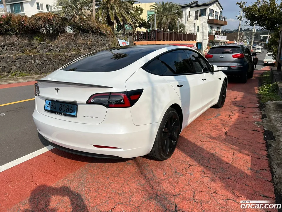 Tesla Model 3 AWD 2022 — thumbnail 5