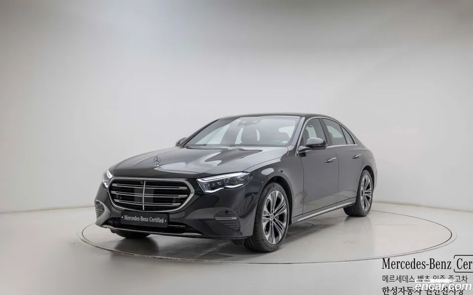 Mercedes-Benz E-Class E350e 4MATIC 2025 — фото 1, купить с доставкой в Москву