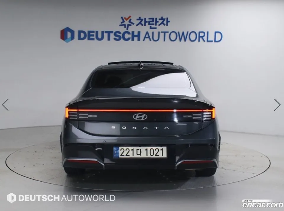 Hyundai Sonata The Edge 2.0 2023 — thumbnail 4