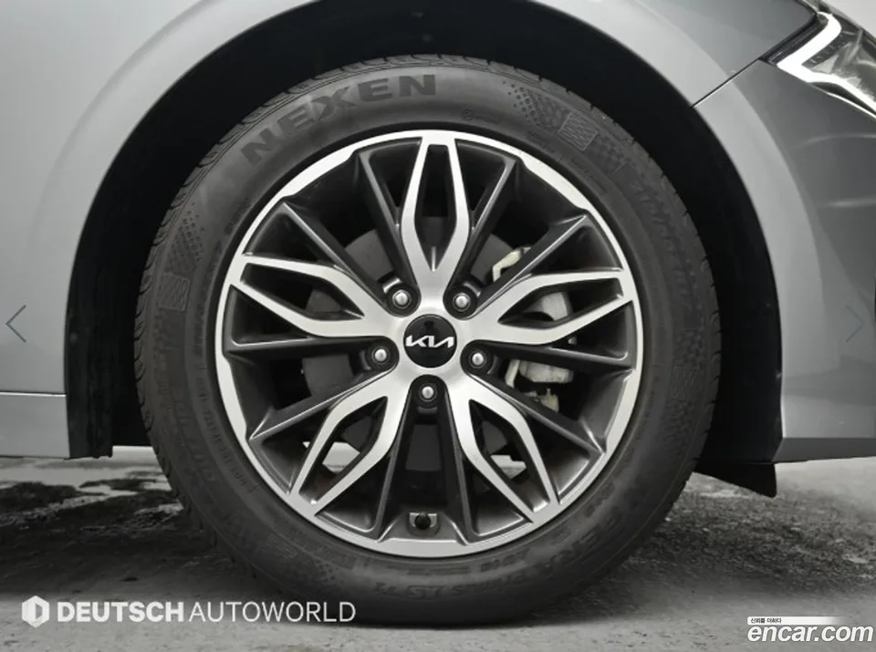Kia K5 2.0 2023 — thumbnail 2