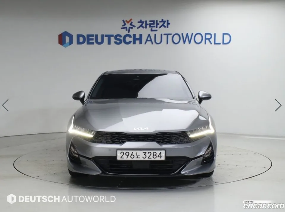 Kia K5 2.0 2023 — thumbnail 3