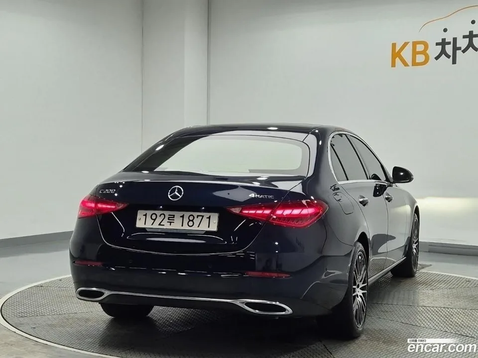 Mercedes-Benz C-Class C200 4MATIC 2022 — thumbnail 3