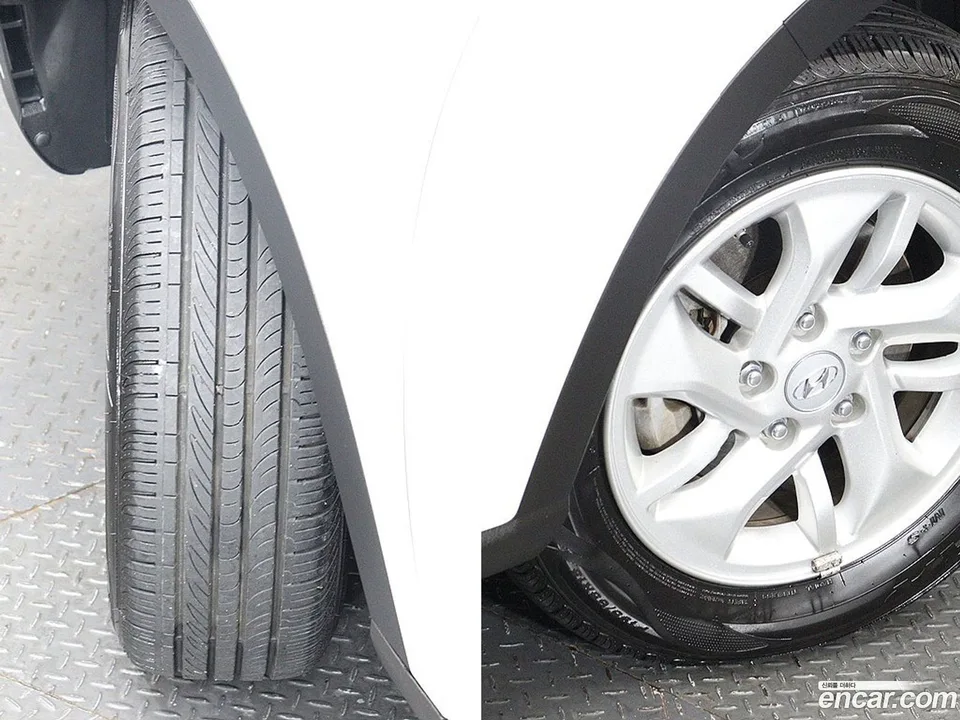 Hyundai Venue 1.6 2023 — thumbnail 2