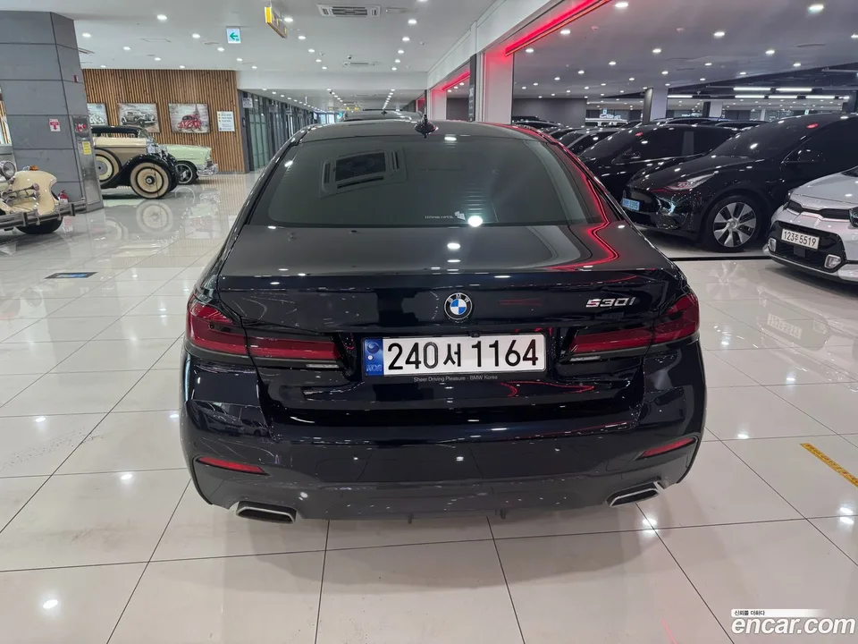 BMW 5 Series 530i M 2023 — миниатюра 4