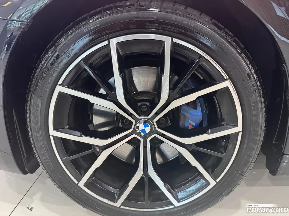 BMW 5 Series 530i M 2023 — миниатюра 5