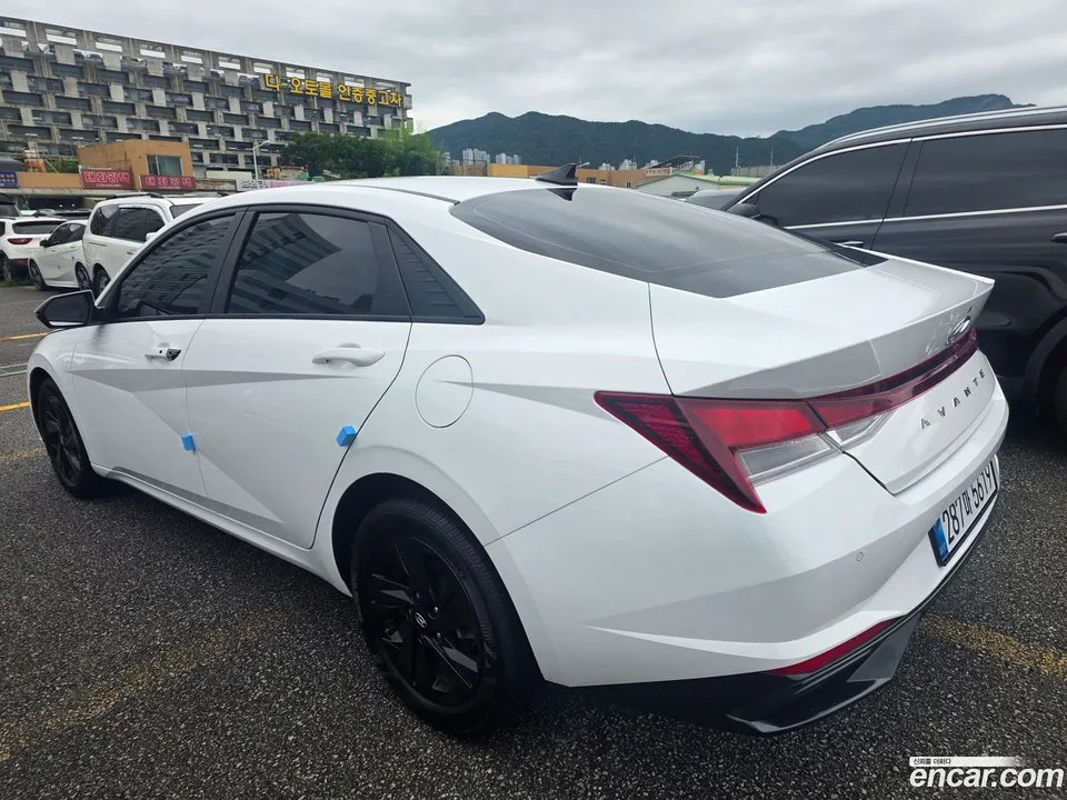 Hyundai Avante 1.6 2023 — thumbnail 2