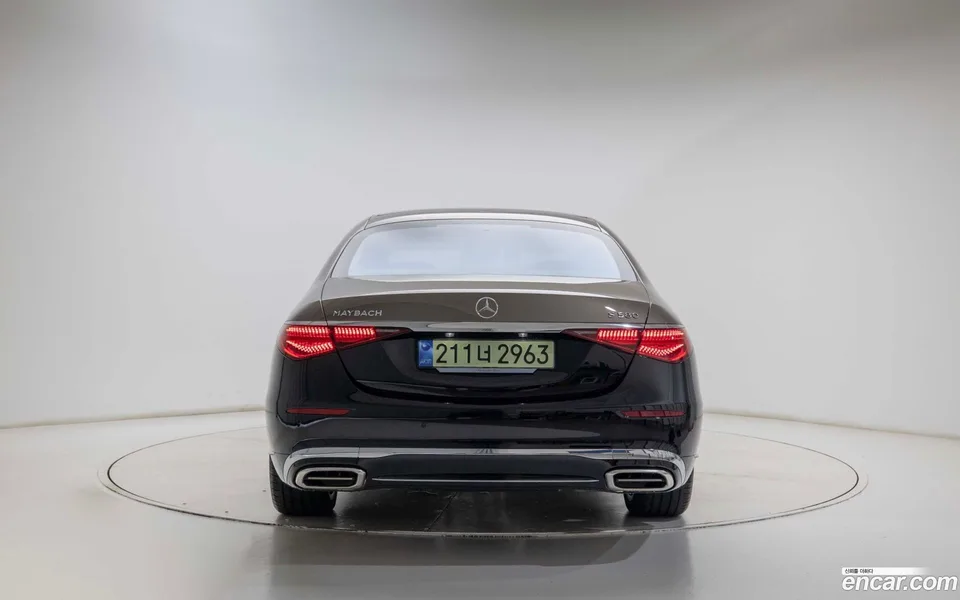 Mercedes-Benz S-Class S580 4MATIC 2025 — thumbnail 4