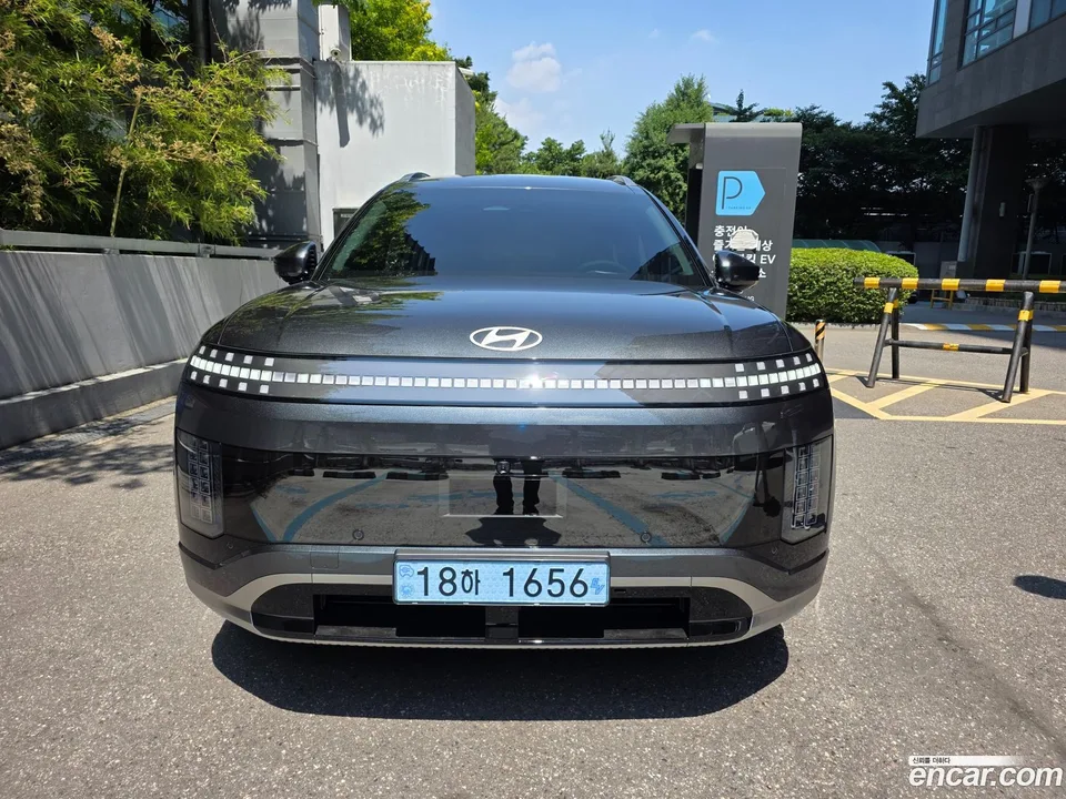 Hyundai Ioniq 9 AWD 2026 — thumbnail 3