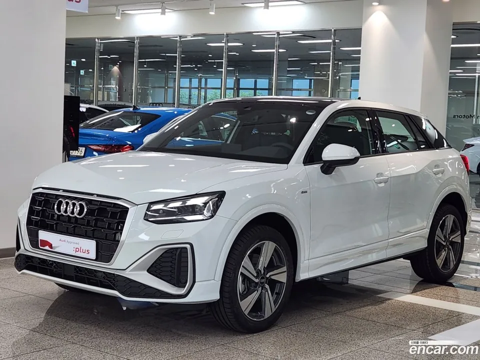 Audi Q2 35 TDI 2023 — фото 1, купить с доставкой в Москву