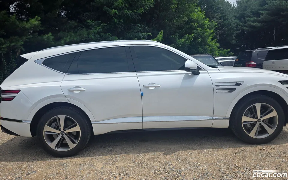 Genesis GV80 2.5T AWD 2023 — thumbnail 3