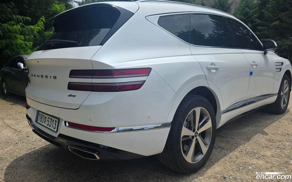 Genesis GV80 2.5T AWD 2023 — thumbnail 4