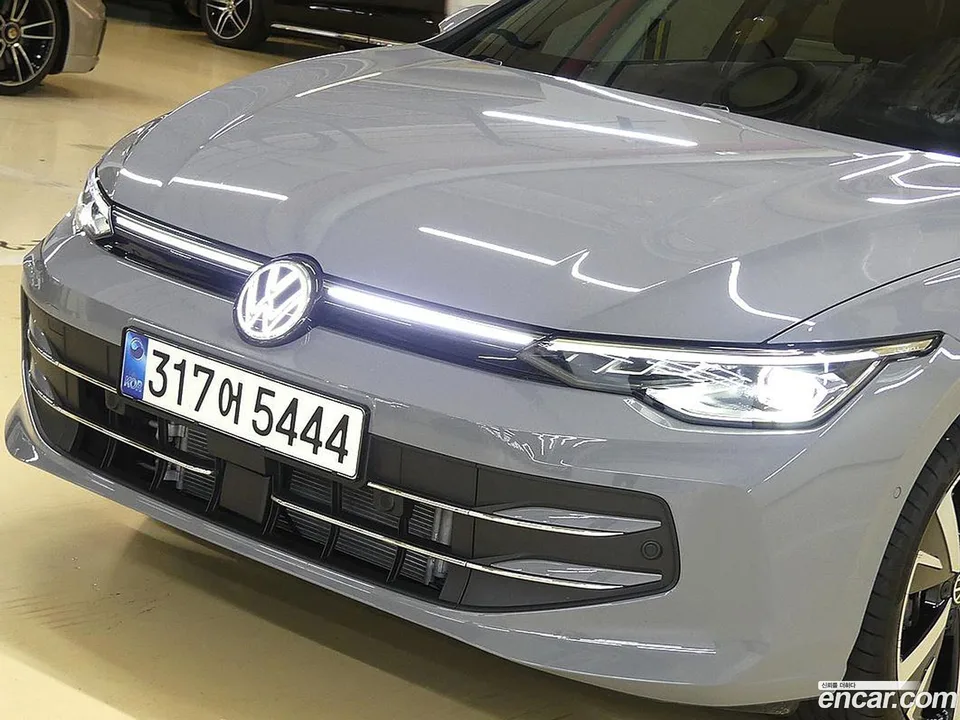 Volkswagen Golf 2.0 TDI 2026 — thumbnail 2