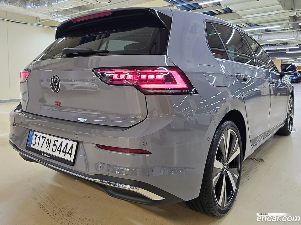 Volkswagen Golf 2.0 TDI 2026 — thumbnail 4