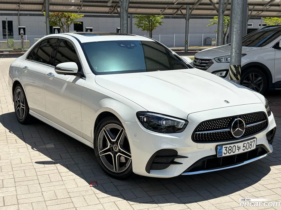 Mercedes-Benz E-Class E250 AMG Line 2023 — фото 1, купить с доставкой в Москву