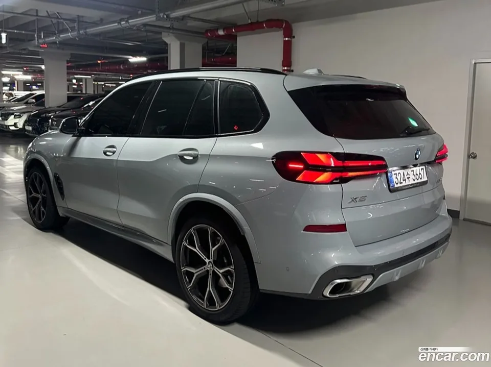 BMW X5 xDrive 30d M 2026 — photo 1, buy with delivery to Moscow
