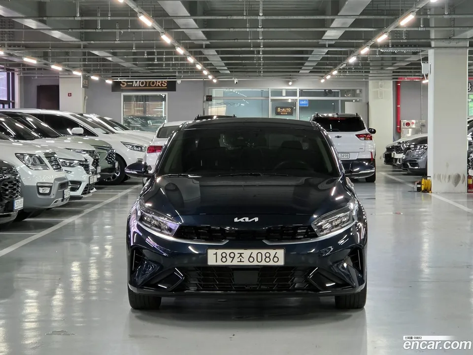 Kia K3 1.6 2022 — photo 1, buy with delivery to Moscow