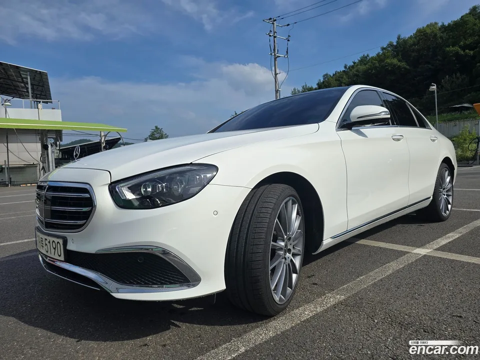 Mercedes-Benz E-Class E450 4MATIC 2023 — photo 1, buy with delivery to Moscow