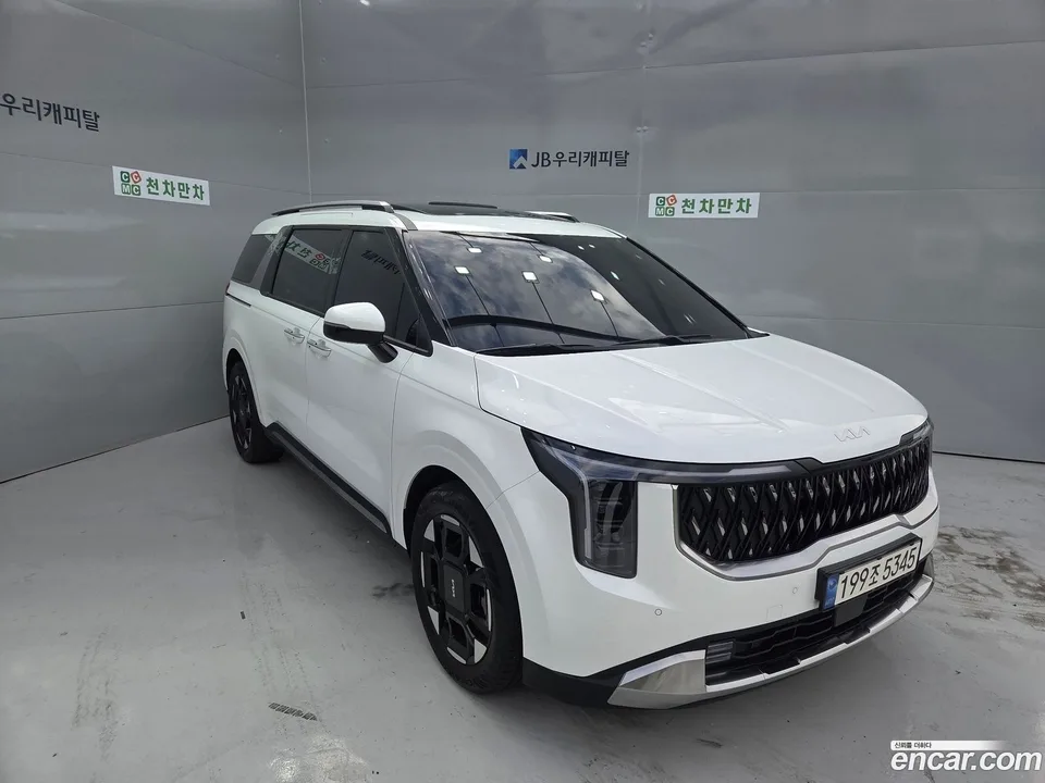 Kia Carnival HEV 9 2024 — thumbnail 3