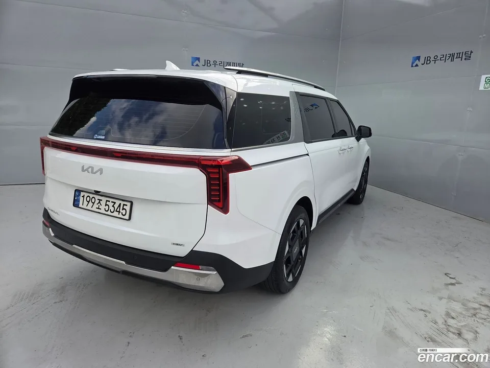 Kia Carnival HEV 9 2024 — thumbnail 4