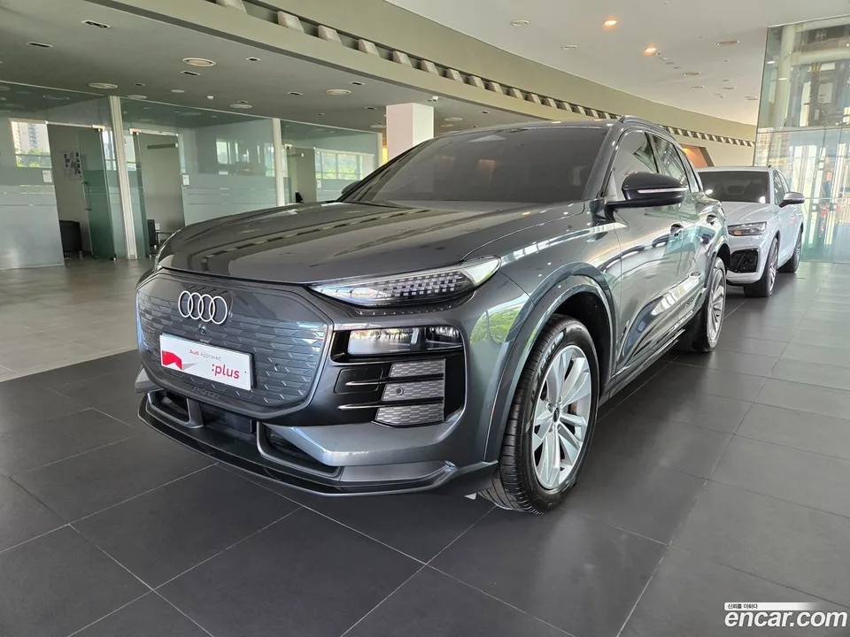 Audi Q6 e- 2025 — миниатюра 2