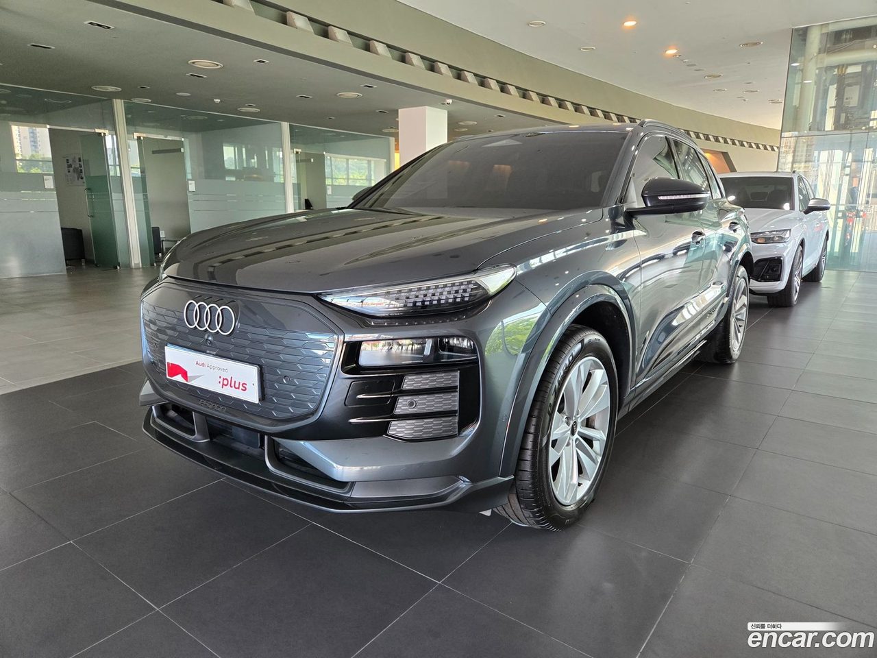 Audi Q6 e- 2025 — 2