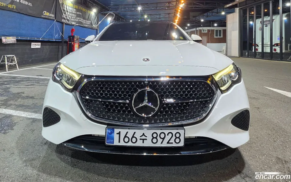 Mercedes-Benz E-Class 2025