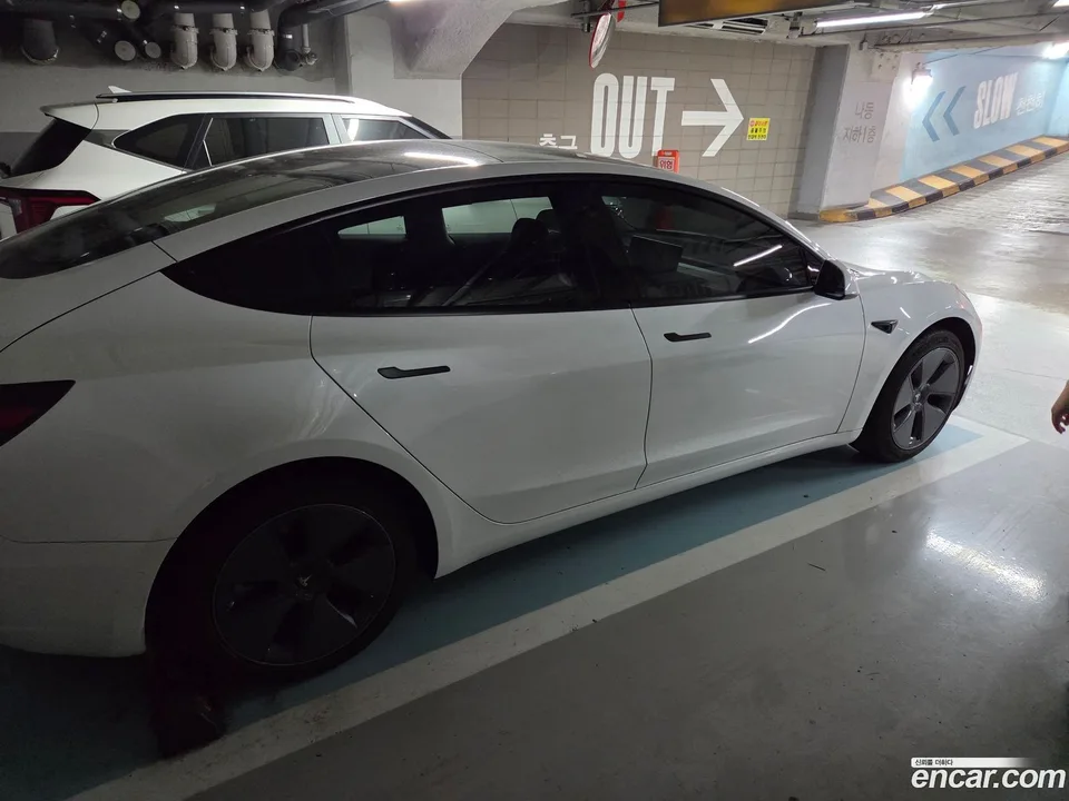 Tesla Model 3 AWD 2022 — thumbnail 3