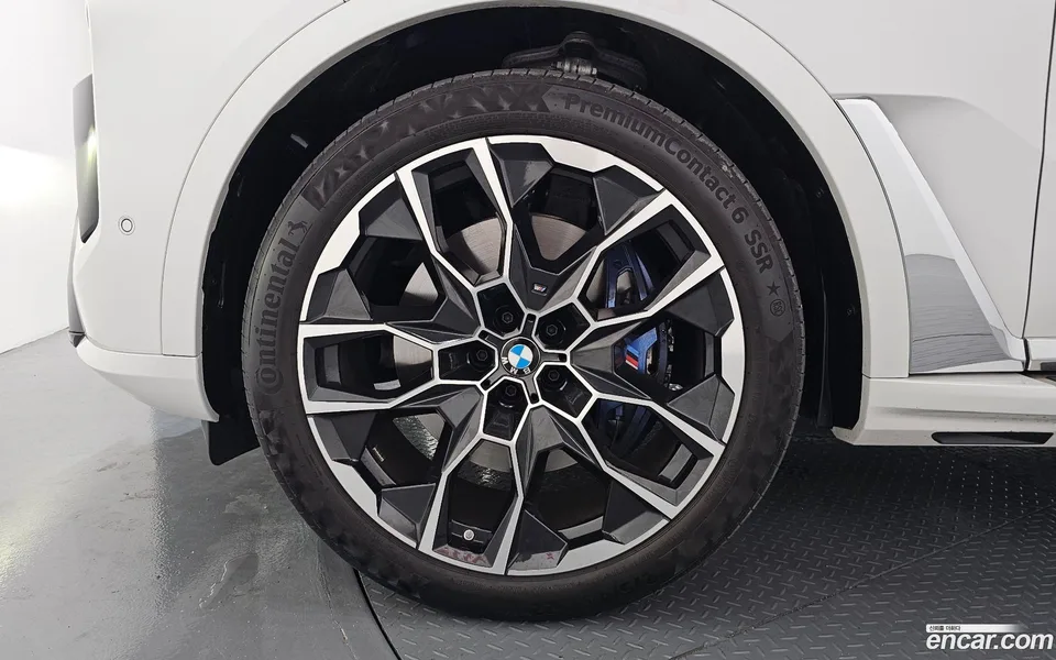 BMW X7 xDrive 40i M 6 2024 — thumbnail 5