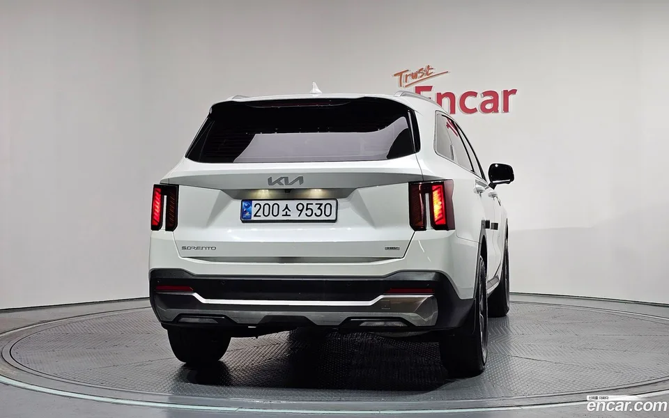 Kia Sorento HEV 1.6 2WD 2023 — thumbnail 4