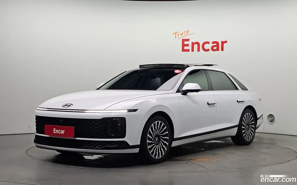 Hyundai Grandeur Hybrid 2024 — photo 1, buy with delivery to Moscow