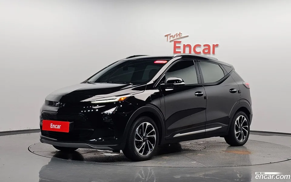 Chevrolet Bolt EUV 2023 — фото 1, купить с доставкой в Москву