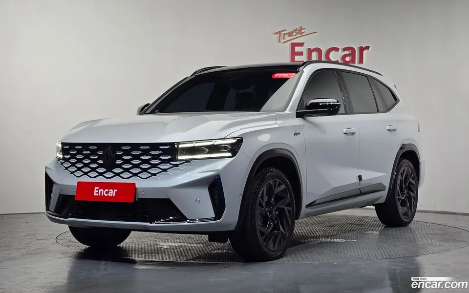 Renault Samsung Grand Koleos 1.5 E-TECH 2WD 2025 — photo 1, buy with delivery to Moscow