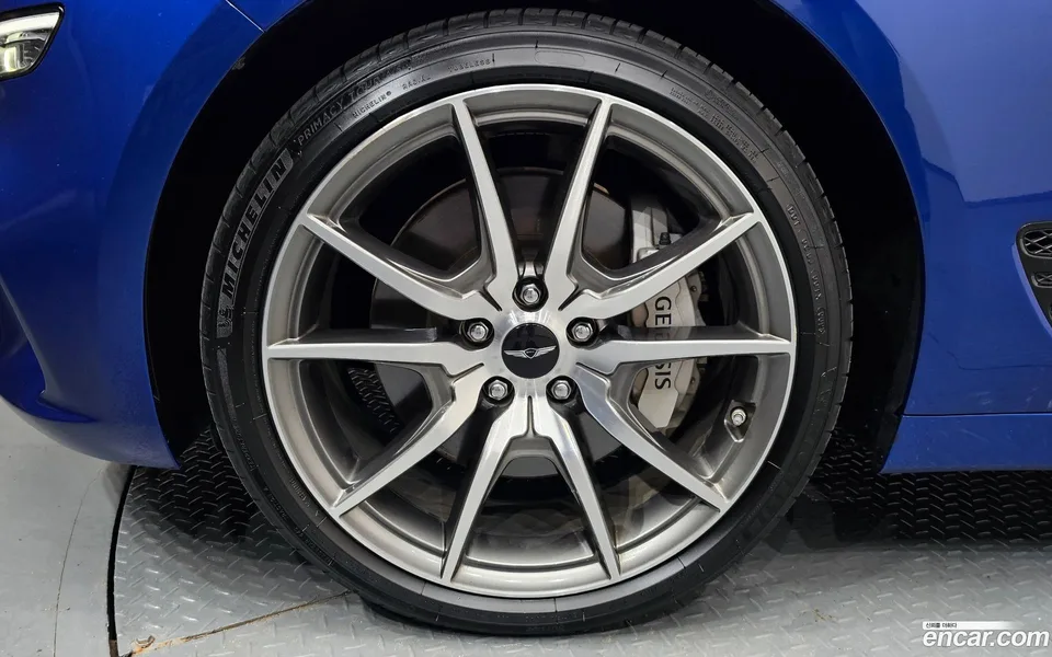 Genesis G70 2.5T 4WD 2023 — thumbnail 5