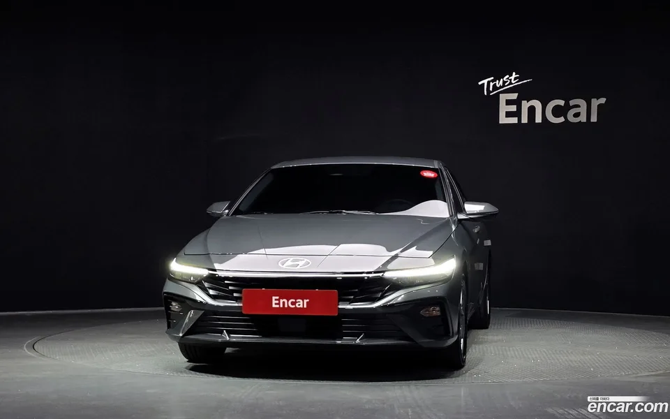 Hyundai Avante CN7 1.6 2025 — thumbnail 3