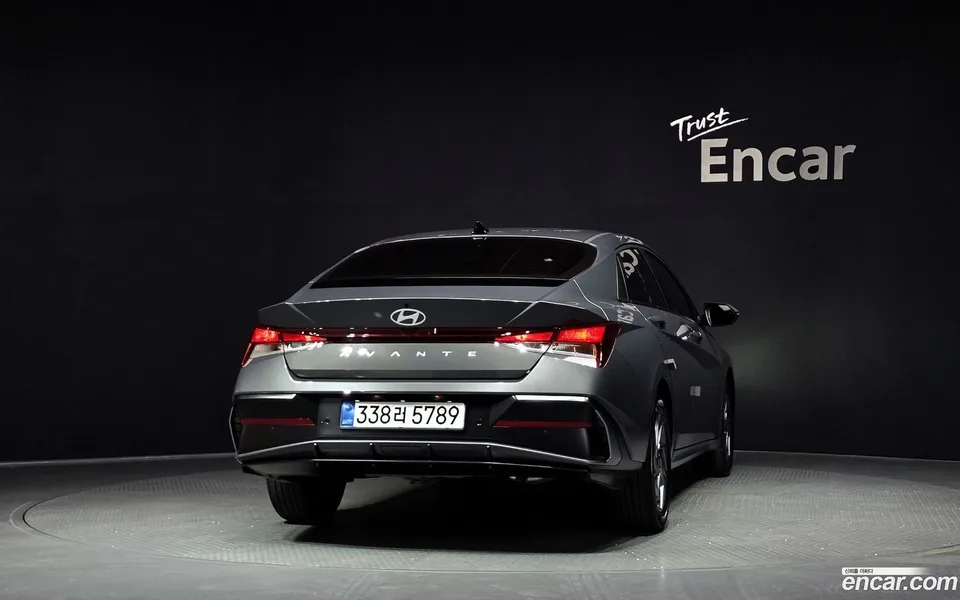 Hyundai Avante CN7 1.6 2025 — thumbnail 4