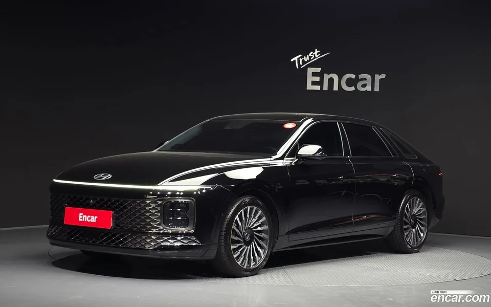 Hyundai Grandeur Hybrid 2023 — photo 1, buy with delivery to Moscow