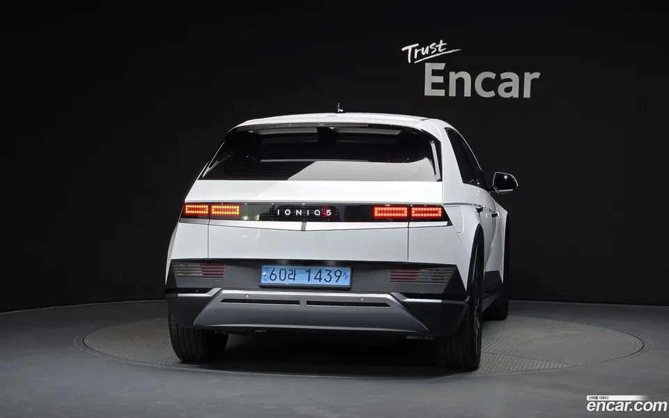 Hyundai Ioniq 5 2024 — thumbnail 4