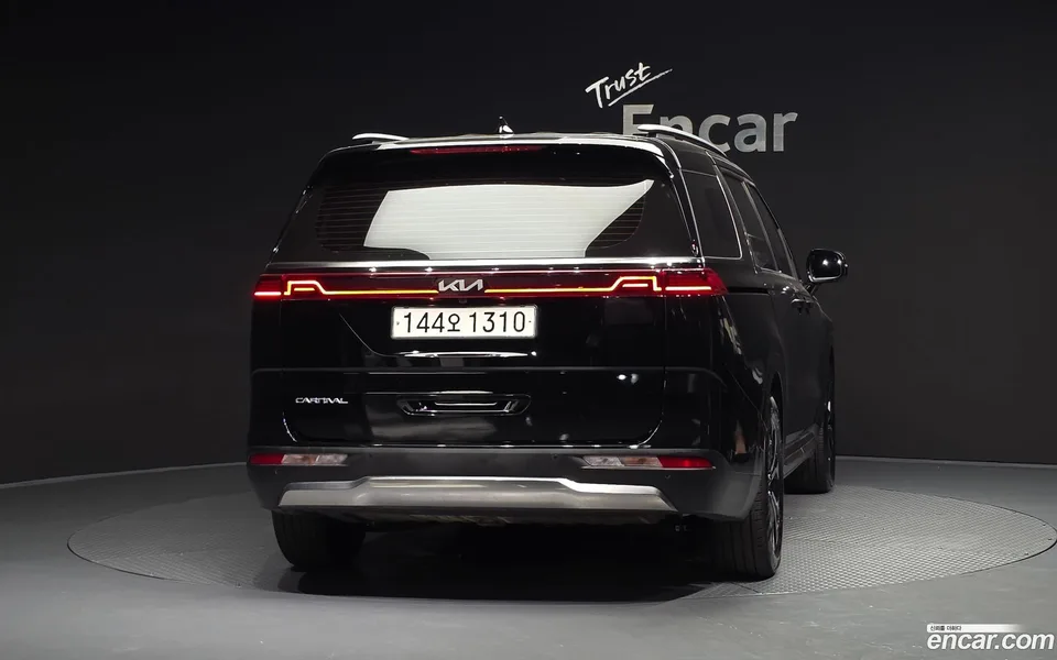 Kia Carnival 9 2022 — thumbnail 4