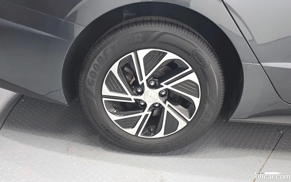 Hyundai Sonata Hybrid 2022 — thumbnail 2