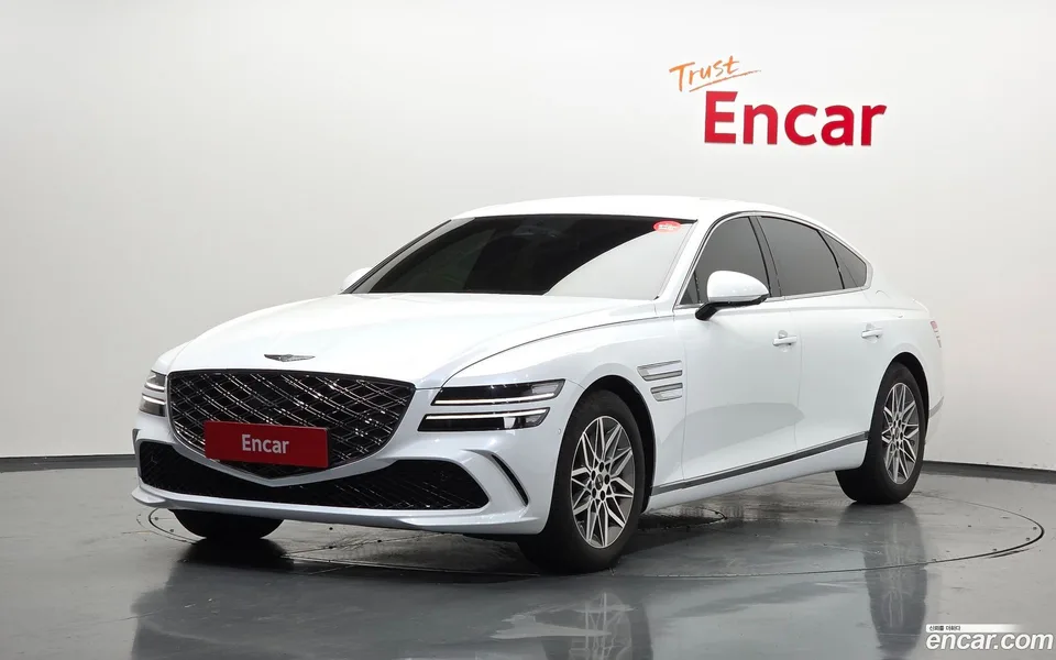 Genesis G80 2.5 AWD 2024 — photo 1, buy with delivery to Moscow