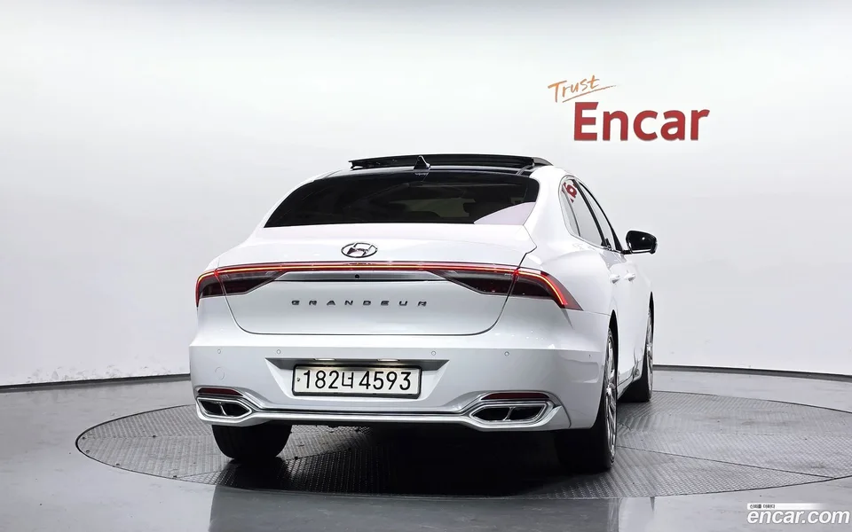 Hyundai Grandeur IG 3.3 2022 — thumbnail 4