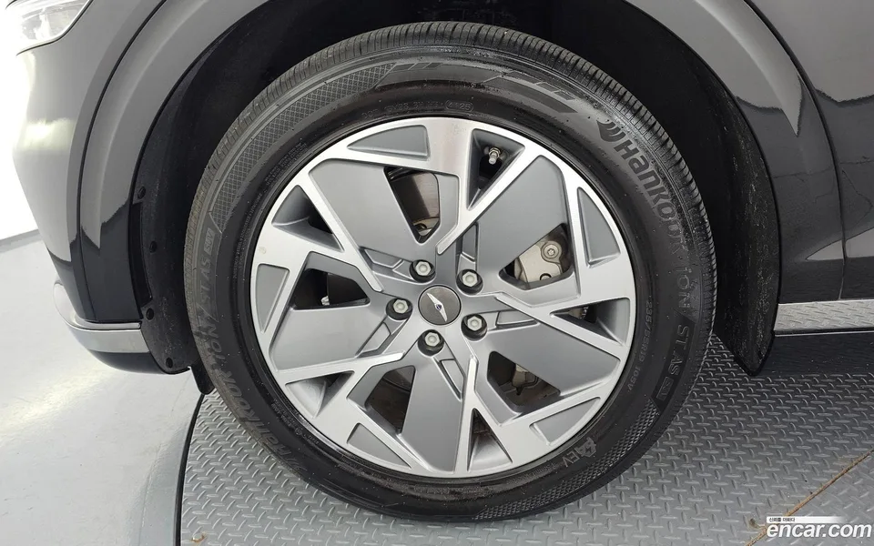 Genesis Electrified GV70 e-AWD 2022 — thumbnail 5