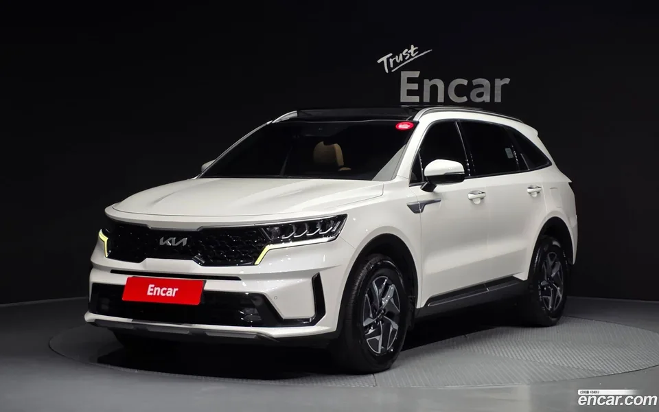 Kia Sorento HEV 1.6 4WD 2022 — photo 1, buy with delivery to Moscow