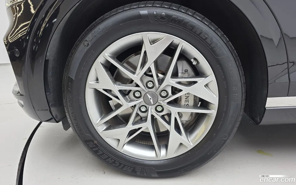 Genesis GV70 2.5T 2WD 2023 — thumbnail 5