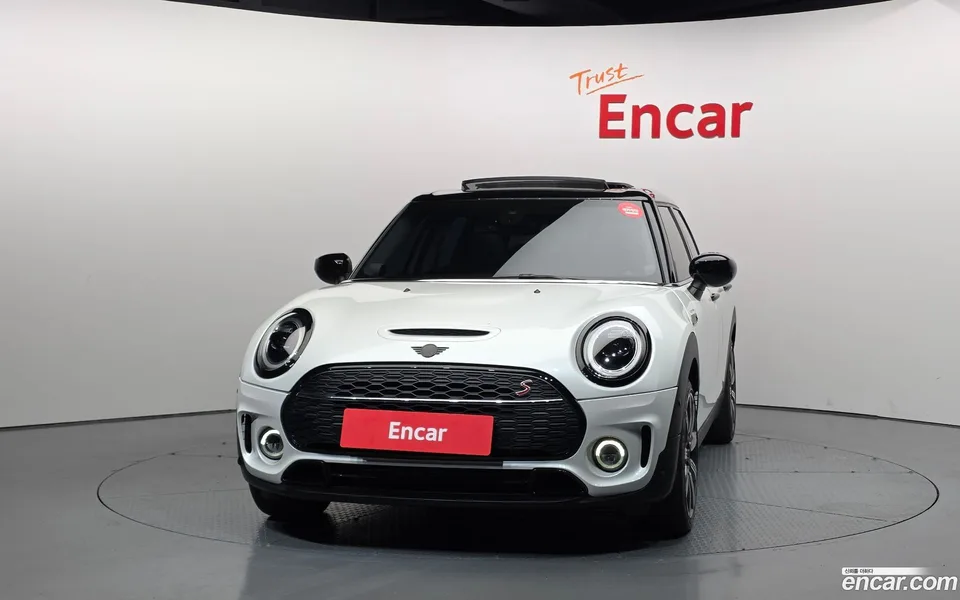 MINI Cooper S Clubman 2023 — thumbnail 3