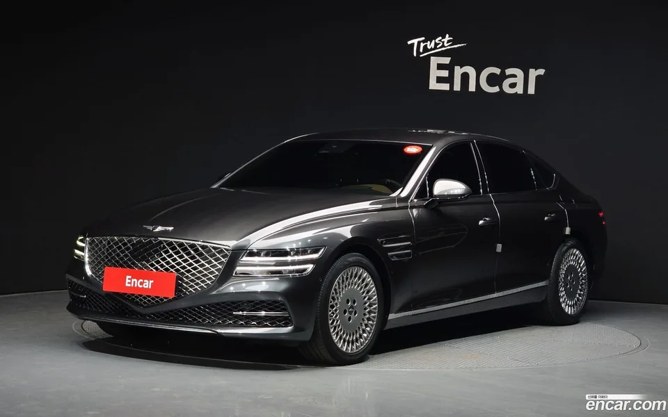 Genesis G80 2.5 2WD 2022 — photo 1, buy with delivery to Moscow